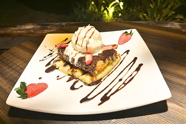 Sobremesa Cartola servida no Restaurante Maracajú